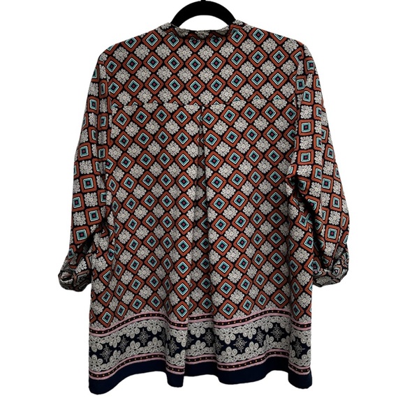 Patterned Blouse - Picture 3 of 4